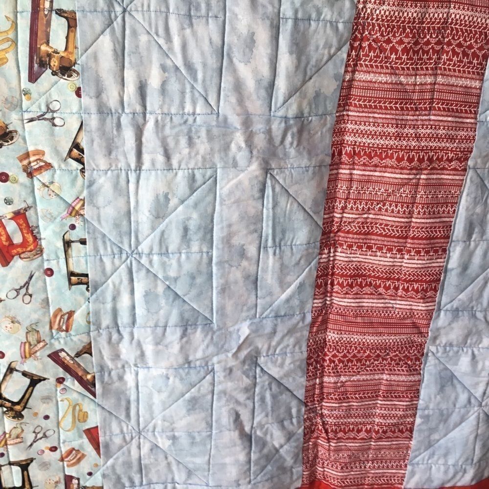 Handmade Quilt. - Picture 14 of 15